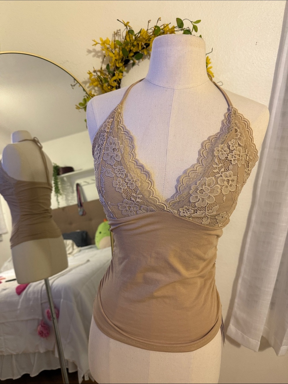 ROMWE Taupe Lace Halter Cami